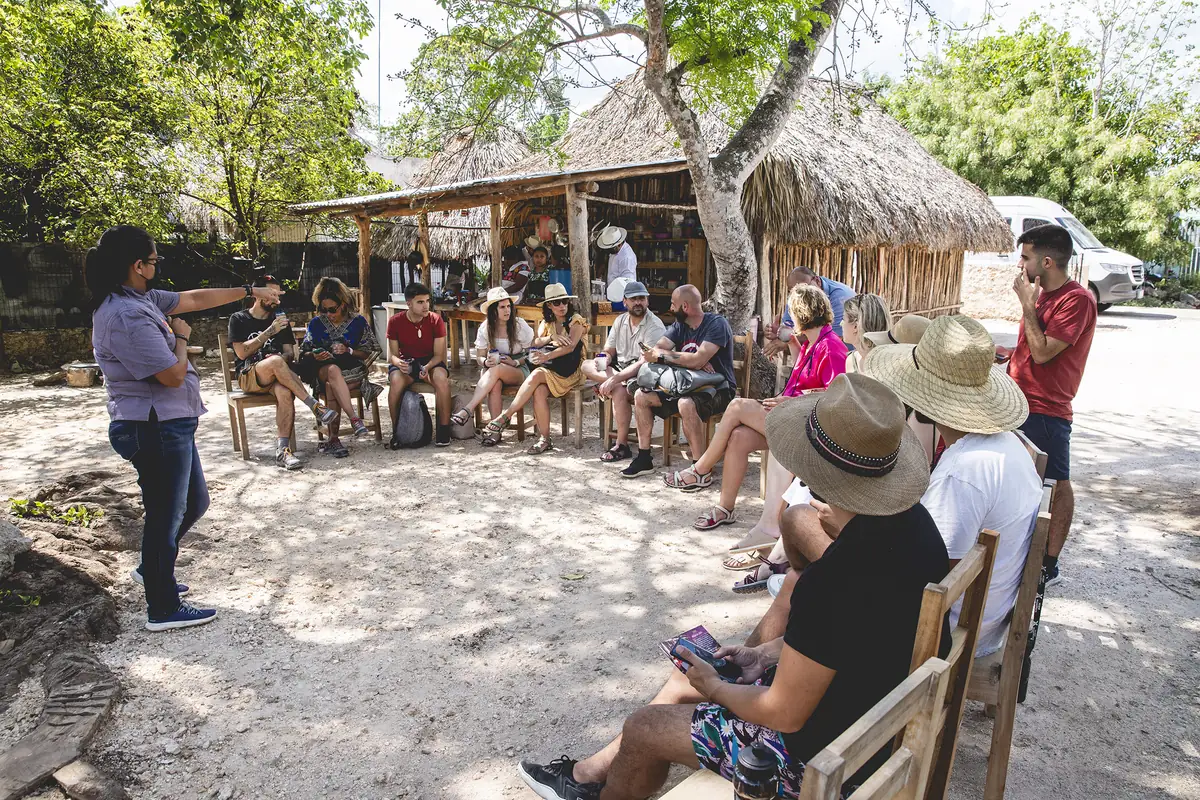 Los creadores invitados durante el recorrido por Yucatán en 2022