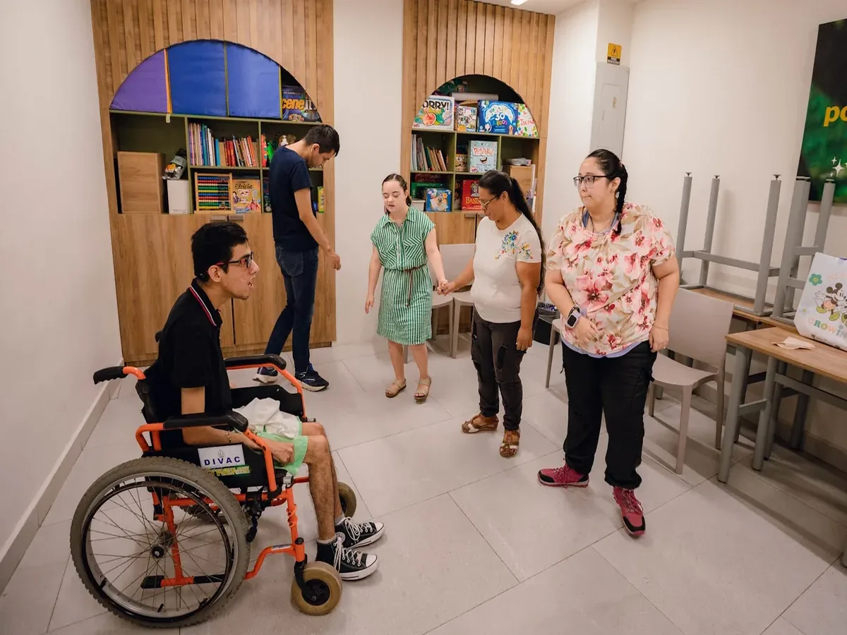 Sesión de terapia en el centro de la Fundación Andrea 3.21